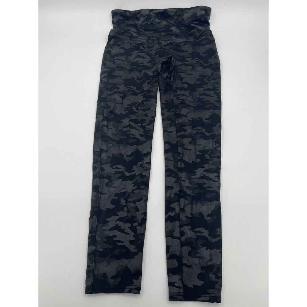Spanx Look At Me Now Seamless Leggings Womens XL Black Camo Pull On